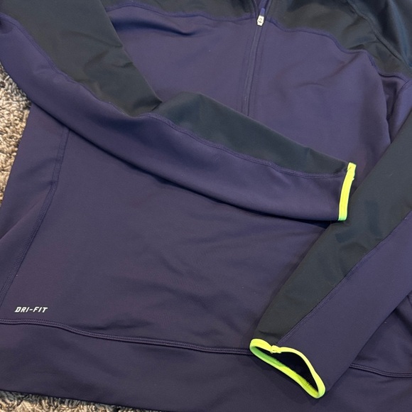 Nike Women's Black and Purple Sweatshirt - Picture 3 of 3